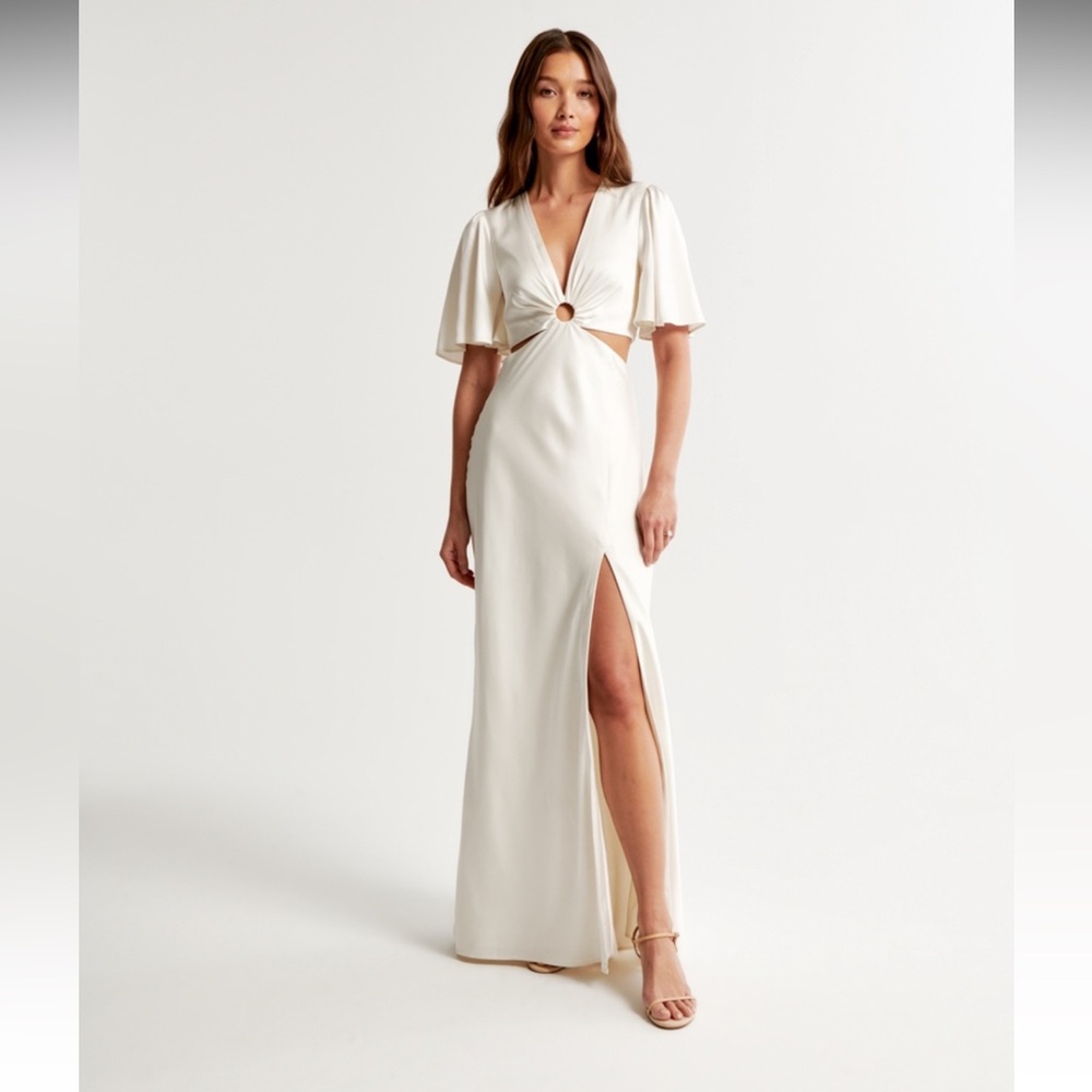 Abercrombie- Angel Sleeve O-Ring Cutout Maxi Dress